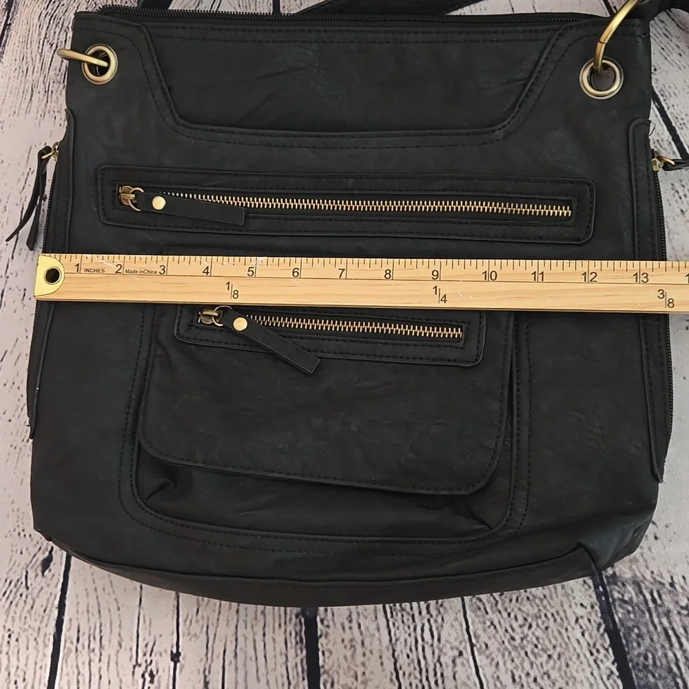 Bueno Black Crossbody Bag